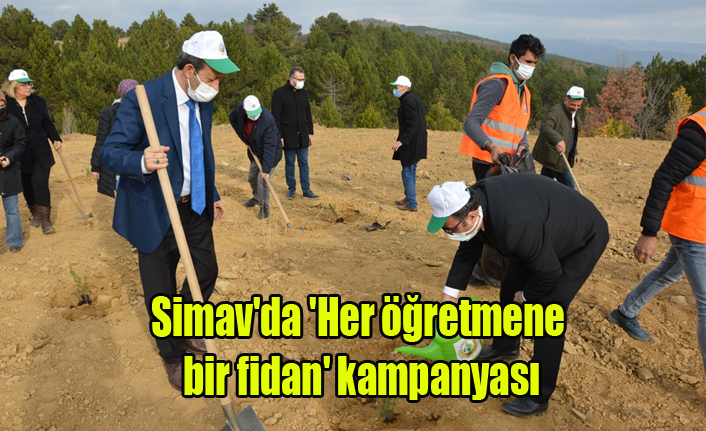 Simav'da 'Her öğretmene bir fidan' kampanyası