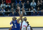 Muratbey Uşak Sportif: 77 - Anadolu Efes: 84
