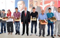 Sivaslı`da Çilek Festivali Heyecanı