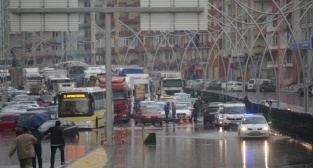 Uşak Yağmur'a Teslim