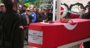 Şehit Pilot Üsteğmen Müjdat Kerem Şahan cENAZE tÖRENİ
