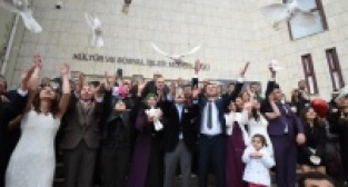 Sevgililer Gününde "evet" dediler