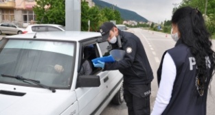 Simav’da sokağa çıkma yasağını ihlal eden 66 kişiye ceza uygulandı 