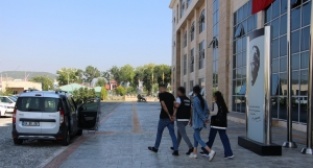 Uyuşturucu ticareti yapan koca tutuklandı karısı adli kontrolle serbest kaldı 