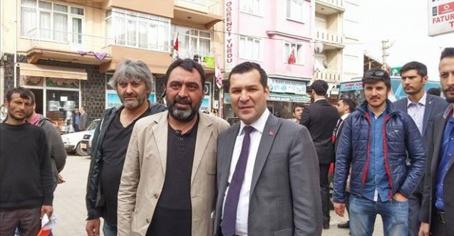 ÜNLÜ SANATÇI EYÜP GÖKHAN ÖZEKİNE DESTEK İÇİN GELDİ