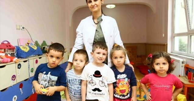 Anneler İşe Çocuklar Kreşe