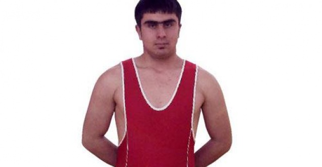  UŞAKLI GÜREŞÇİ TÜRKİYE BİRİNCİSİ OLDU