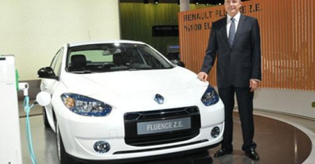 ELEKTRİKLİ FLUENCE NİHAİ TÜKETİCİYE SATIŞA SUNULDU