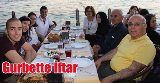 İSTANBULDAKİ KARAHALLILI GENÇLER İFTARDA BULUŞTU