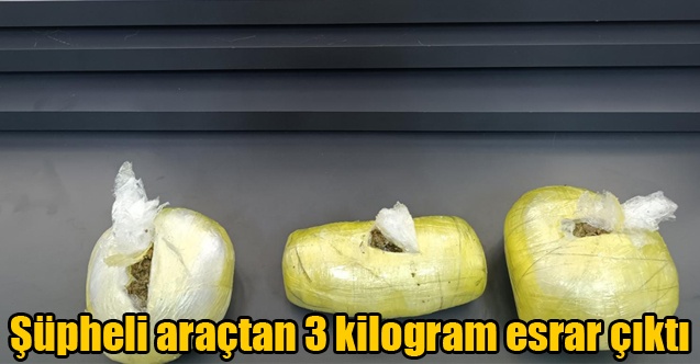 Uşak#039;ta Şüpheli araçtan 3 kilogram esrar çıktı